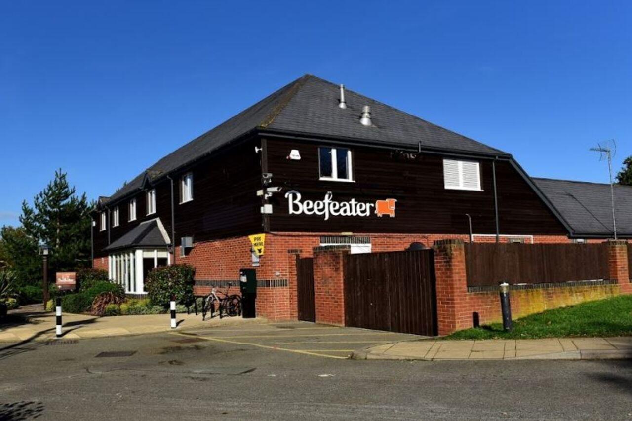 Premier Inn Isle Of Wight นิวพอร์ต ภายนอก รูปภาพ